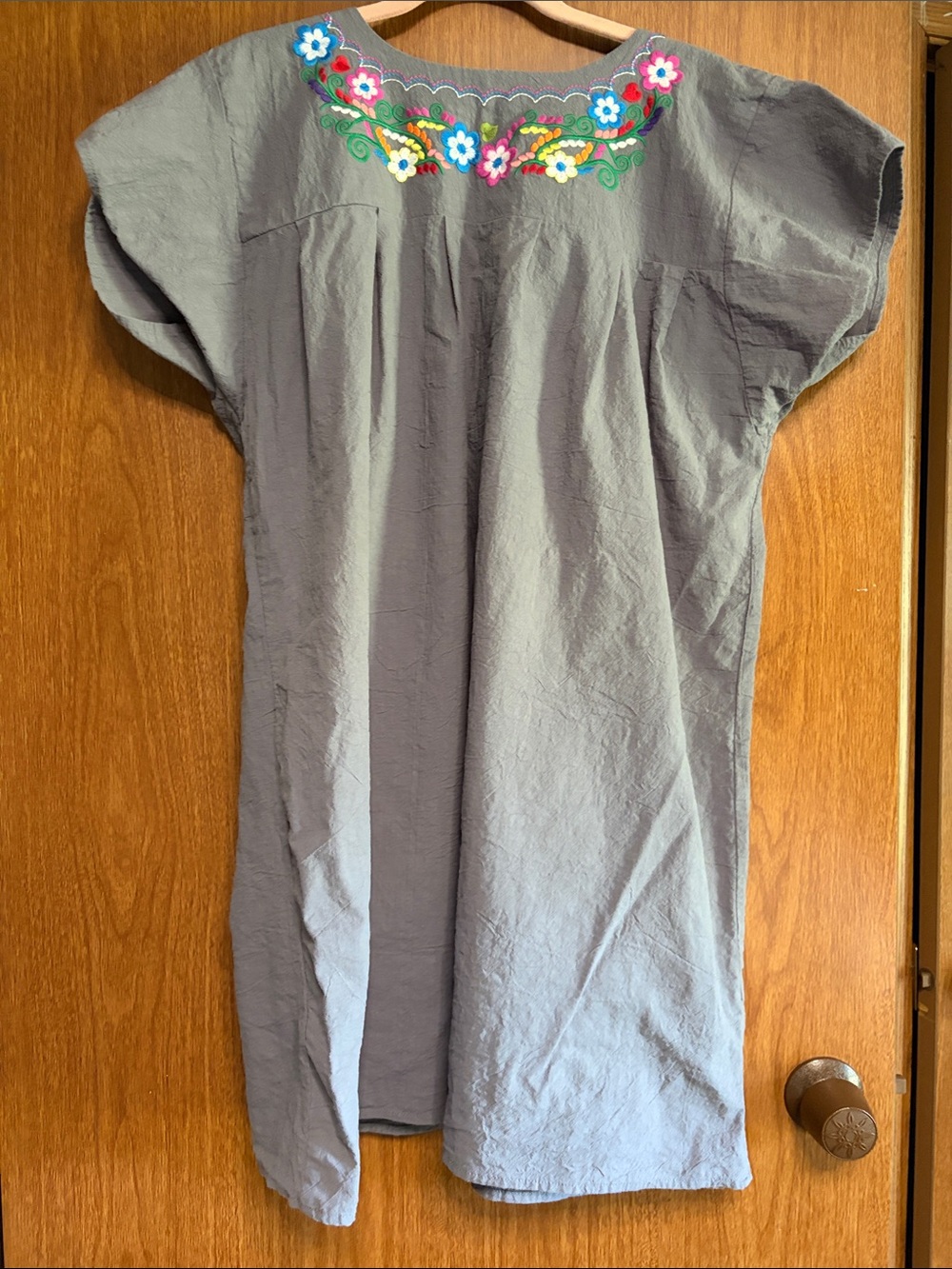 Gray Embroidered Floral Casual Dress - Picture 2 of 5